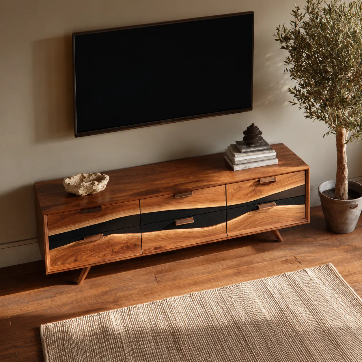 Wave Front Natural Solid Wood TV Stand with Six Drawer Storage